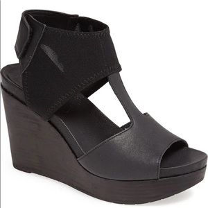 Eileen Fisher Dote Leather Sandal - Never Worn